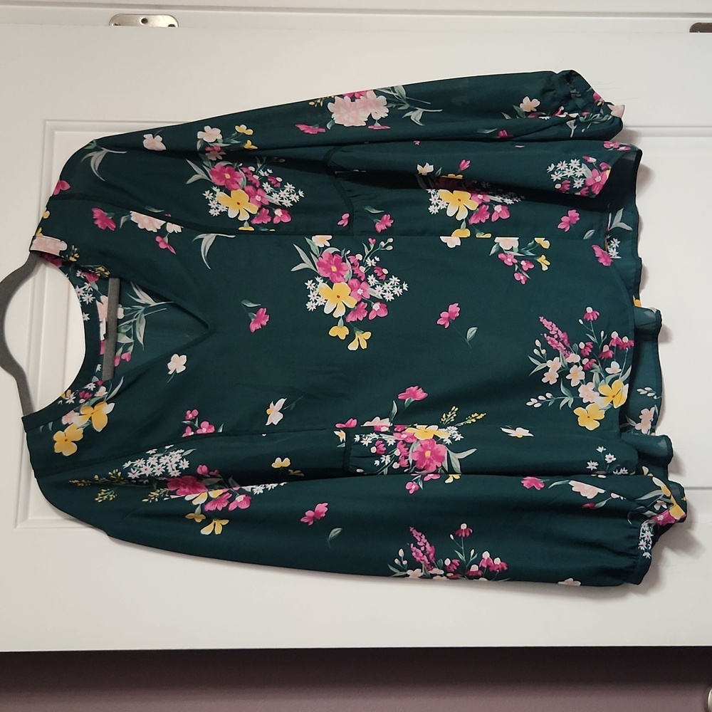 Old Navy Top XXL